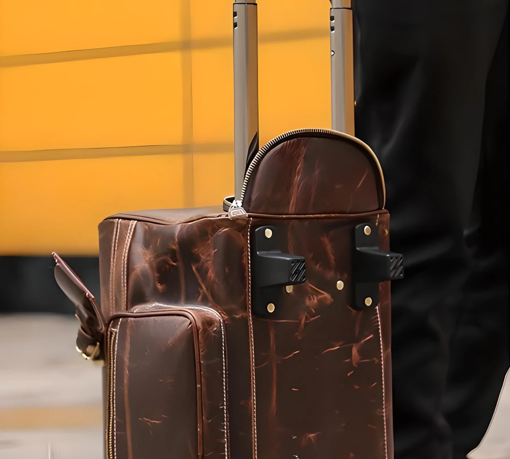 wheeled carry on luggage